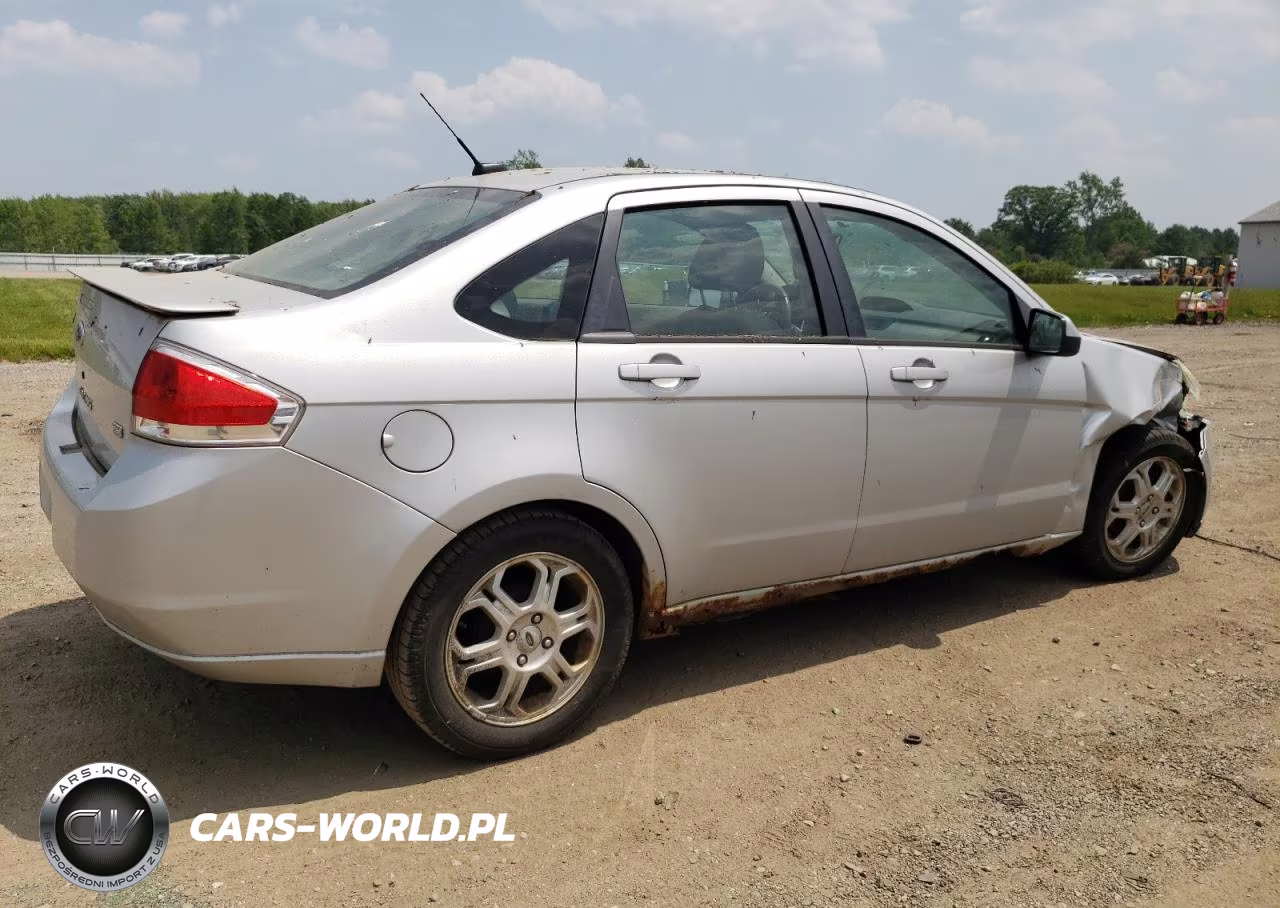 2009 Ford Focus VIN:1FAHP36N59W168929 - 3