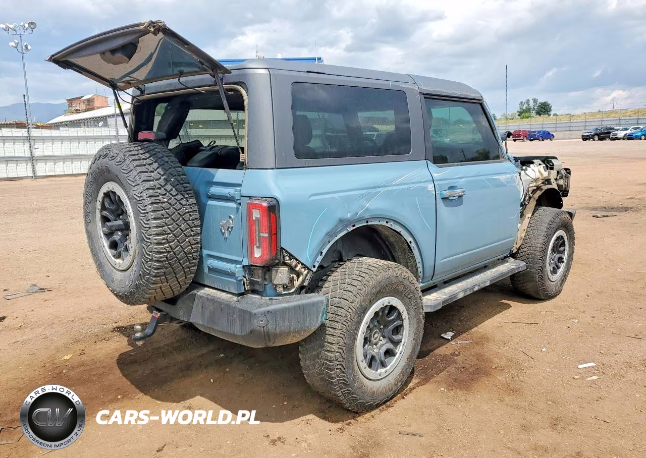 2023 Ford Bronco Base VIN:1FMDE5CP2PLC08636 - 3