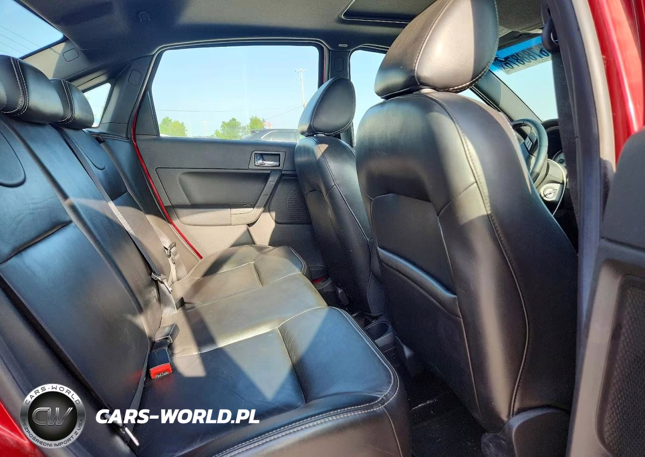 2009 Ford Focus Ses VIN:1FAHP36N09W261597 - 10