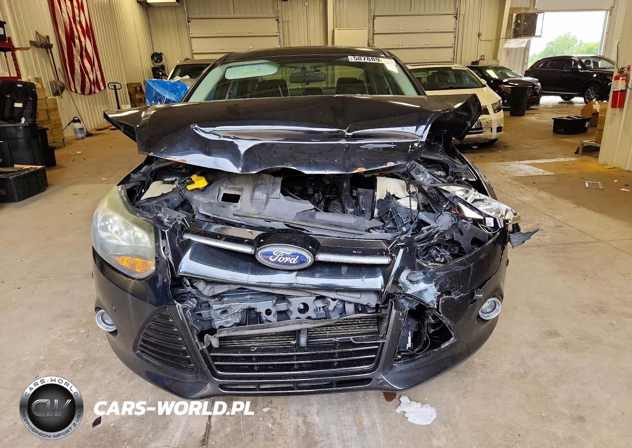 2013 Ford Focus Titanium VIN:1FADP3J25DL107571 - 5