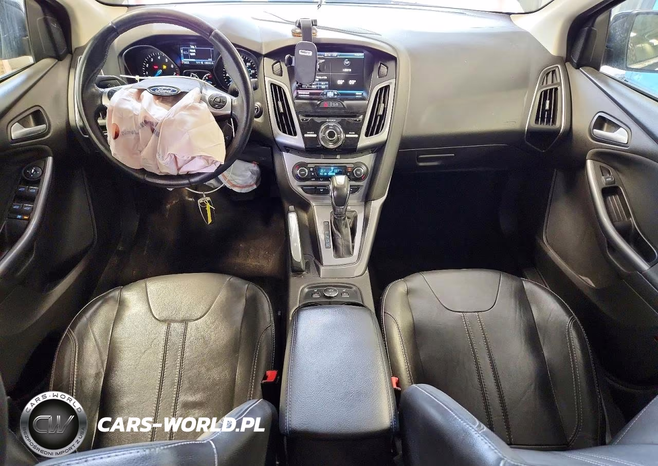 2013 Ford Focus Titanium VIN:1FADP3J25DL107571 - 8