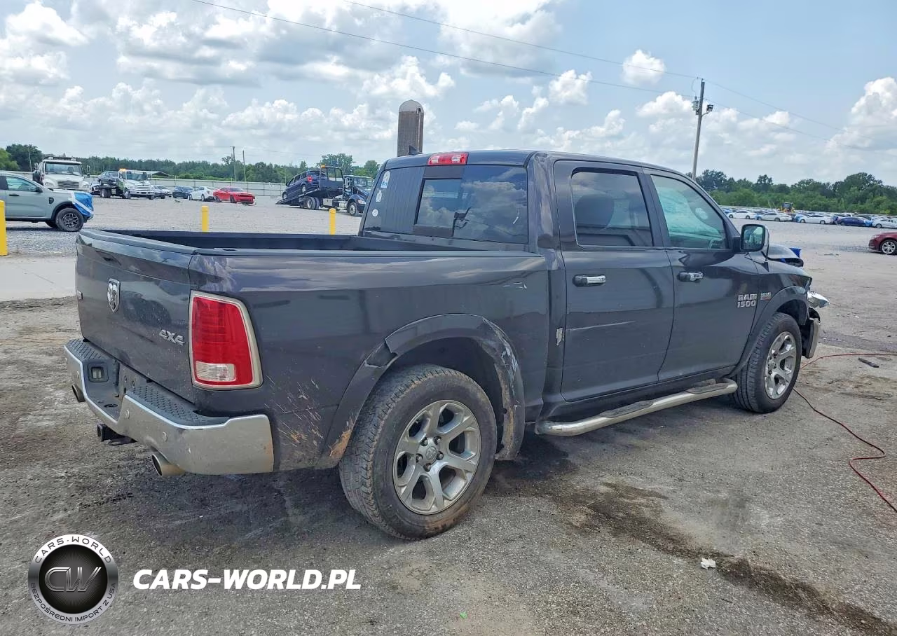 2016 Ram 1500 Laramie VIN:1C6RR7NT8GS236412 - 3