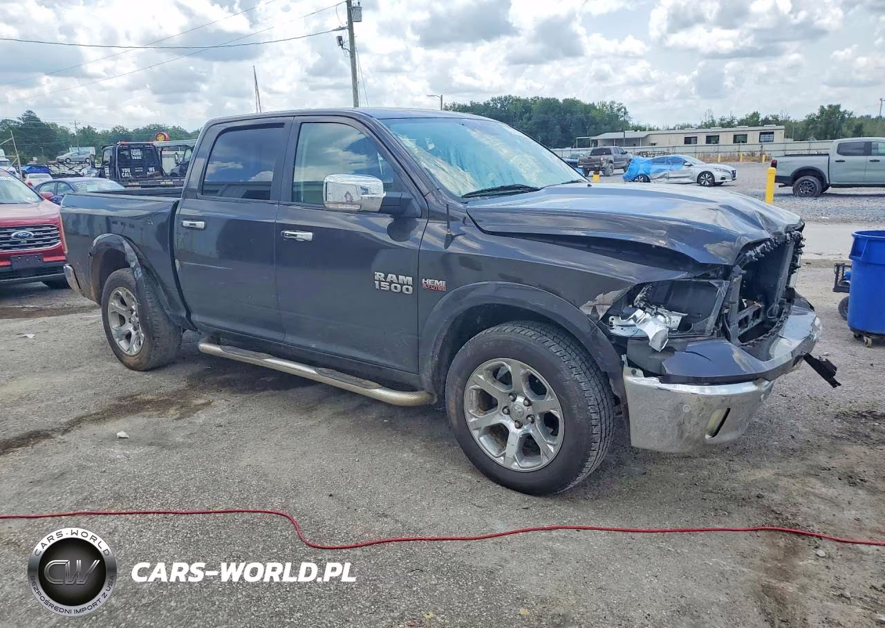 2016 Ram 1500 Laramie VIN:1C6RR7NT8GS236412 - 4
