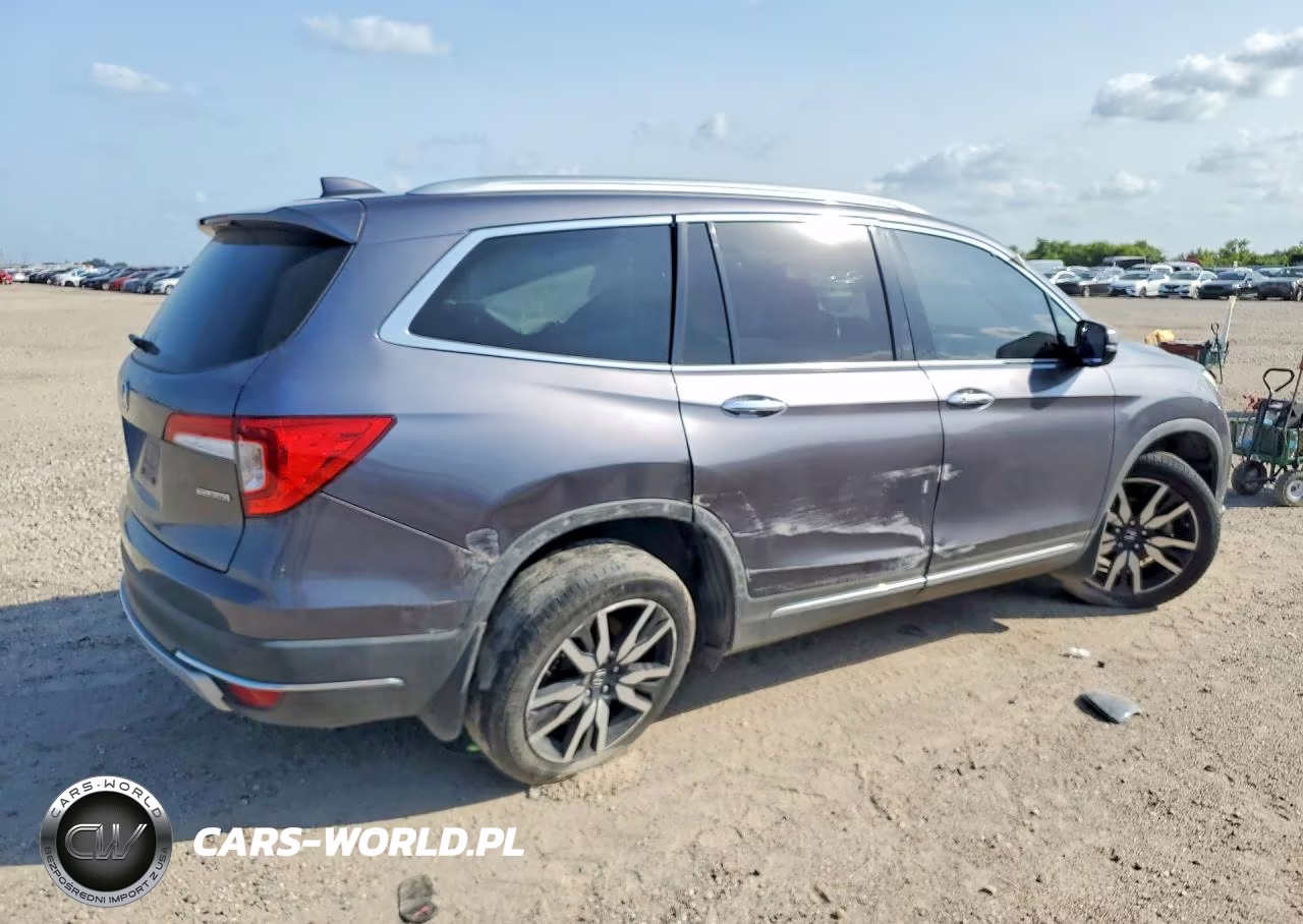 2020 Honda Pilot Touring VIN:5FNYF5H64LB000595 - 3