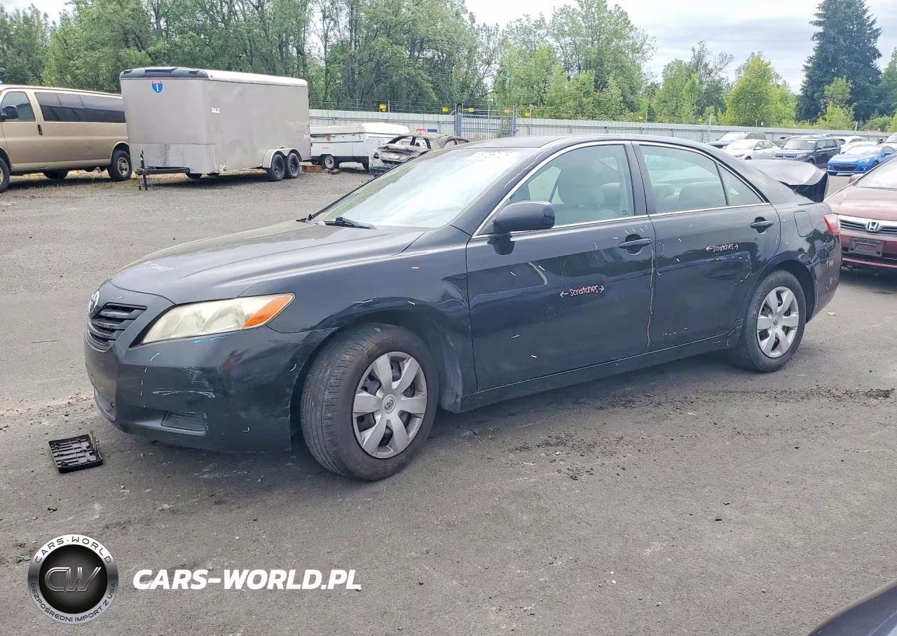 2009 Toyota Camry Le – zdjęcie 1 z 12