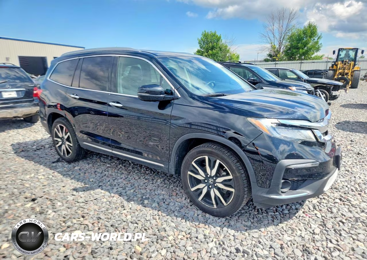 2019 Honda Pilot Touring VIN:5FNYF6H6XKB092767 - 4