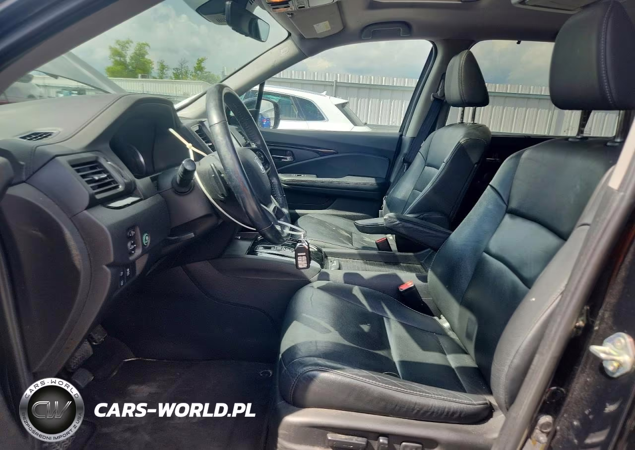 2019 Honda Pilot Touring VIN:5FNYF6H6XKB092767 - 7