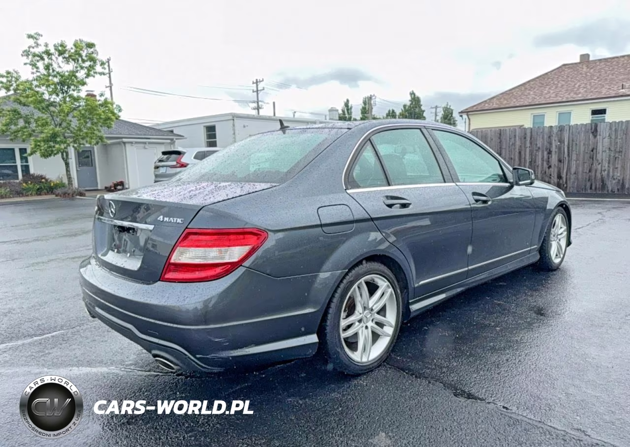 2013 Mercedes-Benz C 300 4Matic VIN:WDDGF8AB0DA831516 - 4