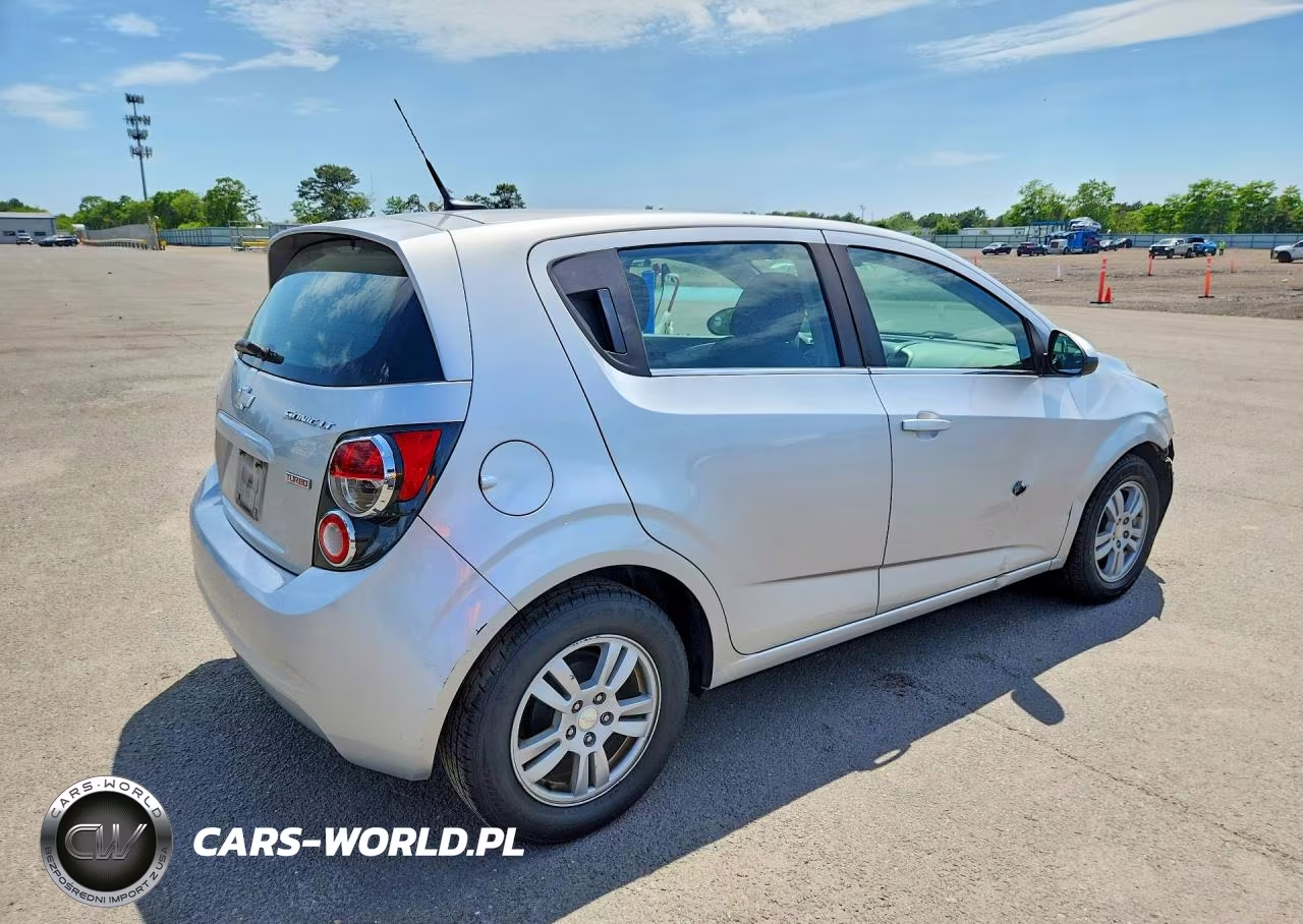 2014 Chevrolet Sonic Lt VIN:1G1JC6SB5E4152667 - 3