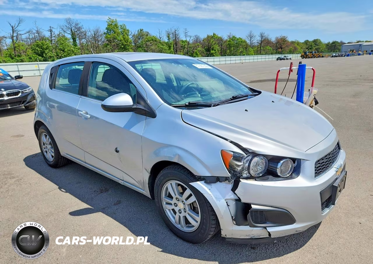 2014 Chevrolet Sonic Lt VIN:1G1JC6SB5E4152667 - 4