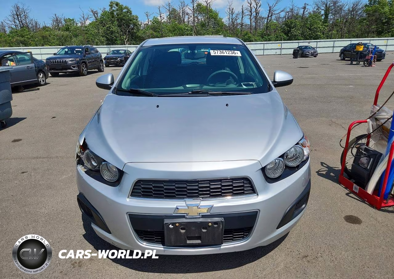 2014 Chevrolet Sonic Lt VIN:1G1JC6SB5E4152667 - 5