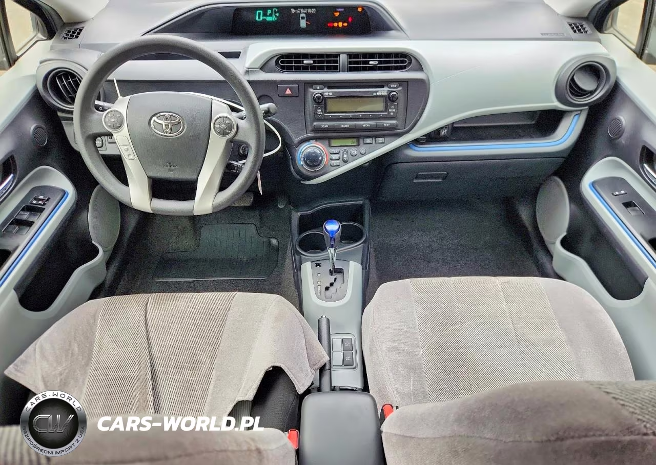 2012 Toyota Prius C Two VIN:JTDKDTB37C1515730 - 8