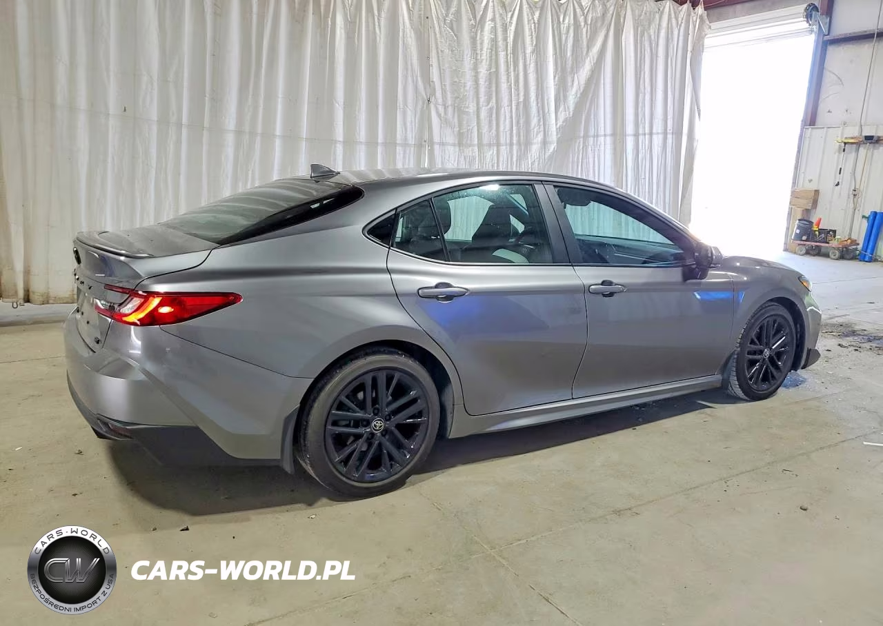 2025 Toyota Camry Se VIN:4T1DAACK6SU605553 - 3