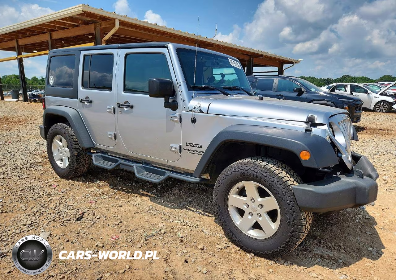 2017 Jeep Wrangler Unlimited Sport VIN:1C4BJWDG9HL577409 - 4