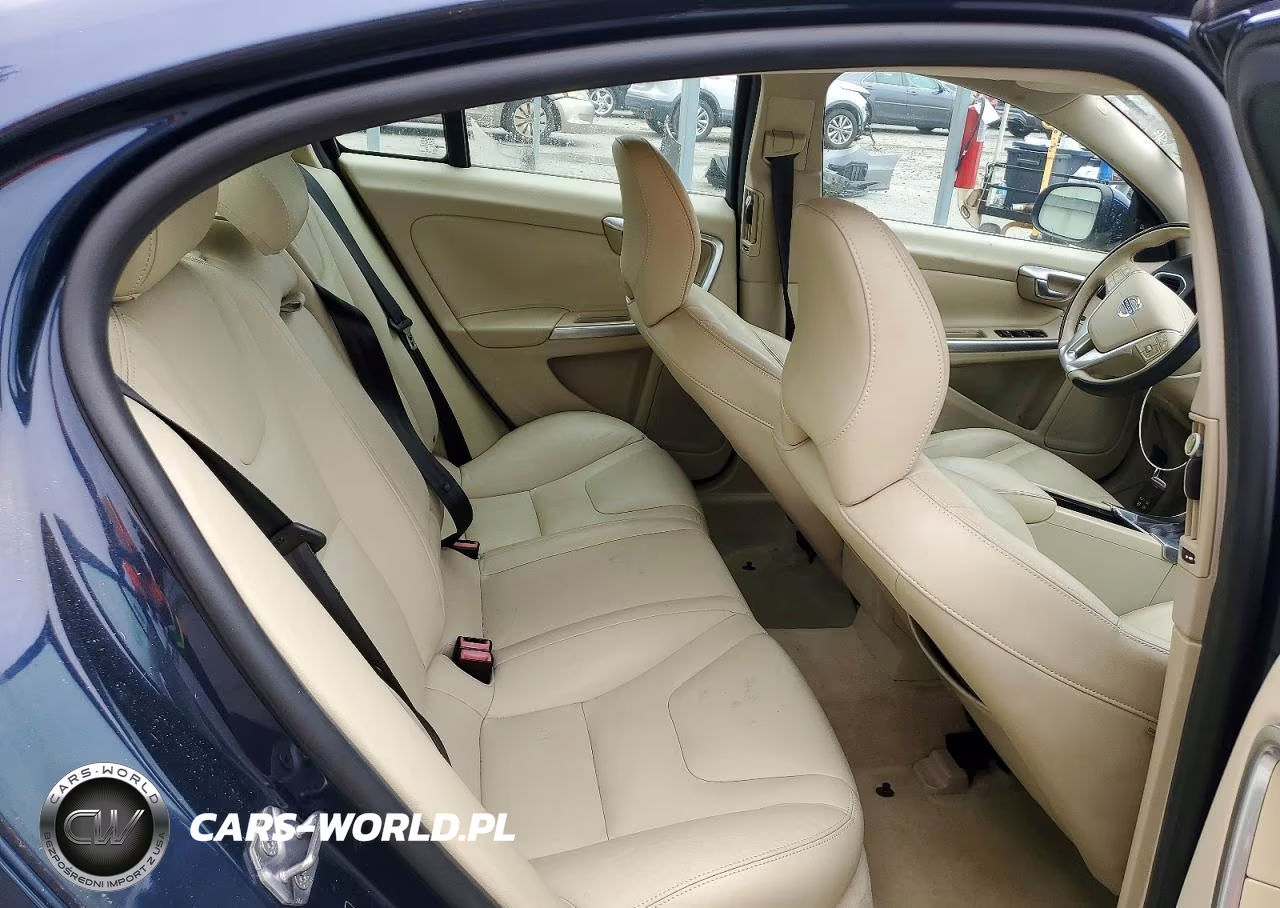 2015 Volvo S60 Platinum VIN:YV140MFM9F2354979 - 10