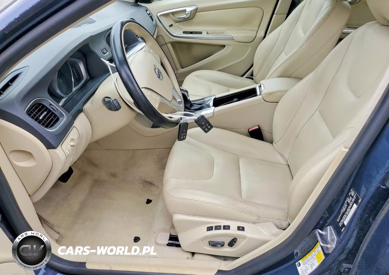 2015 Volvo S60 Platinum VIN:YV140MFM9F2354979 - 7