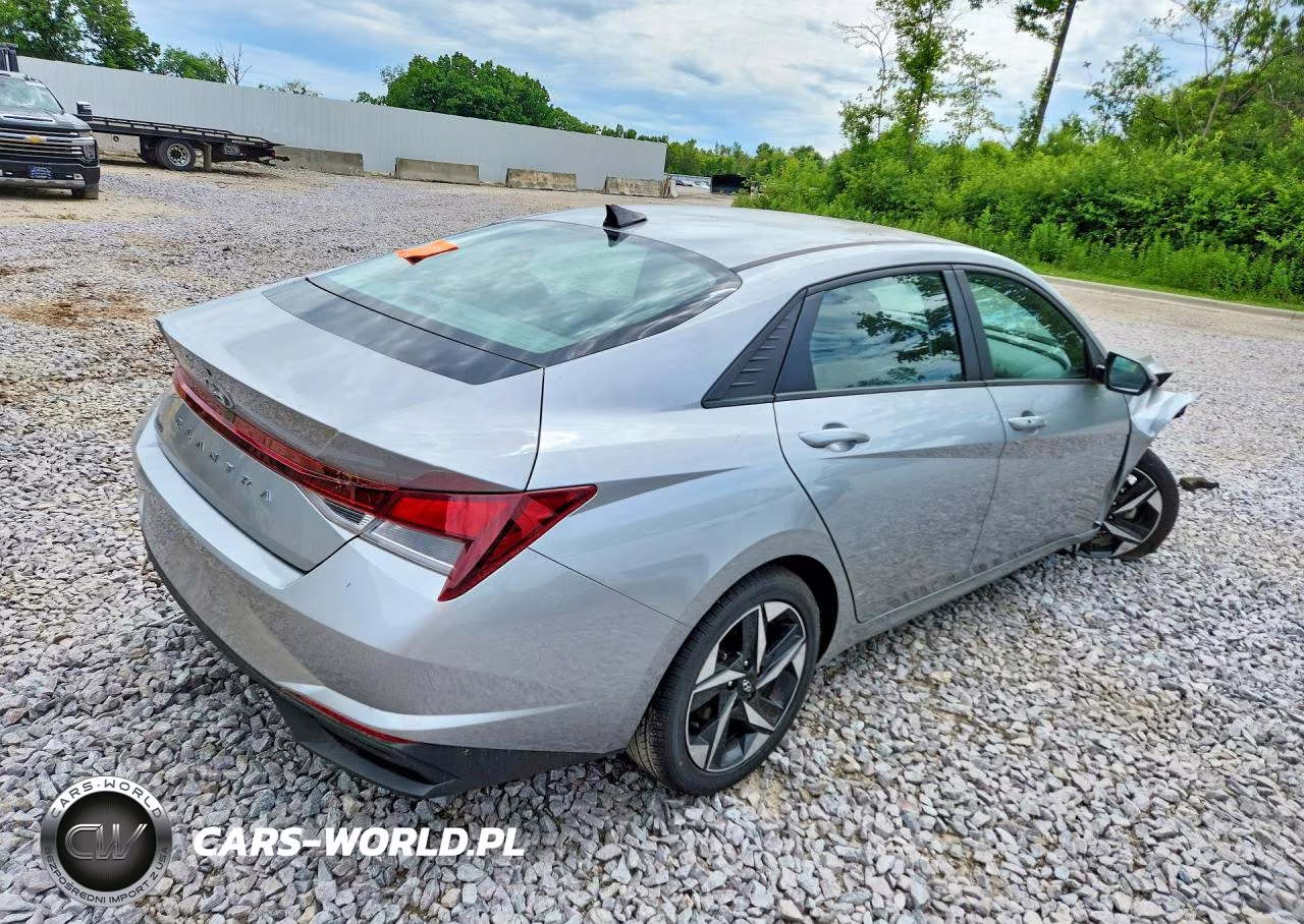 2023 Hyundai Elantra Sel VIN:5NPLS4AG9PH096508 - 3