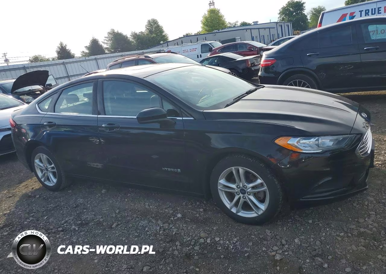 2018 Ford Fusion Se Hybrid VIN:3FA6P0LU9JR102635 - 4