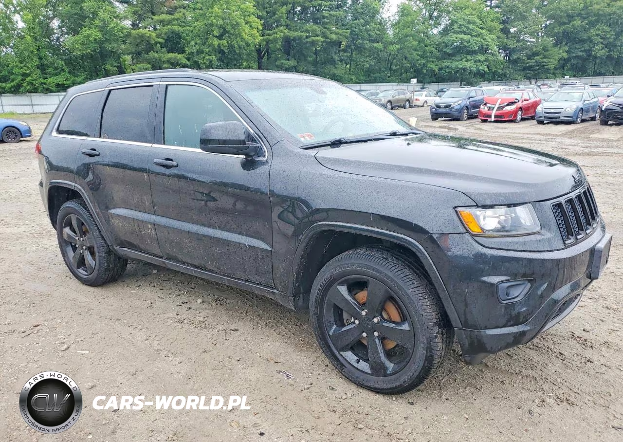 2015 Jeep Grand Cherokee Laredo VIN:1C4RJFAG8FC942887 - 4