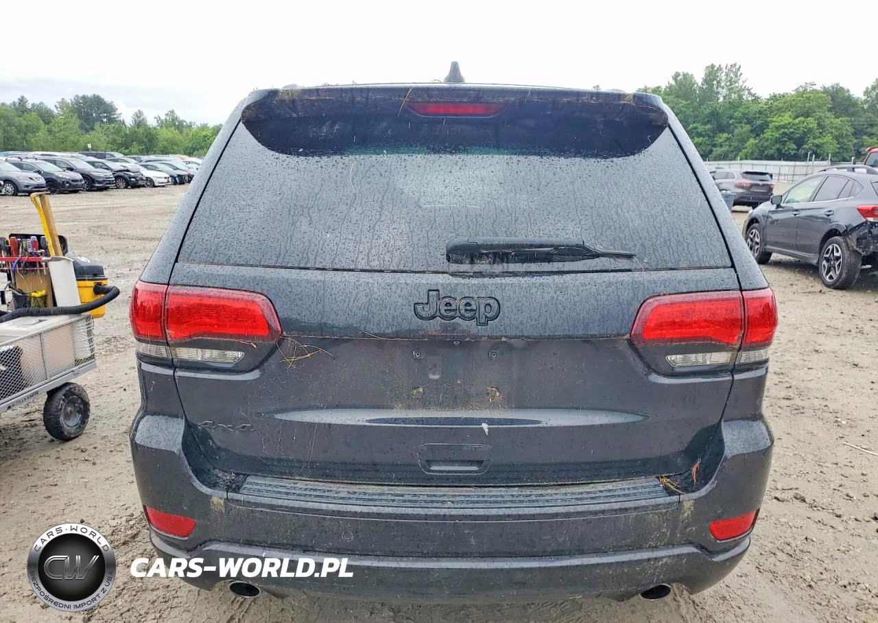 2015 Jeep Grand Cherokee Laredo VIN:1C4RJFAG8FC942887 - 6