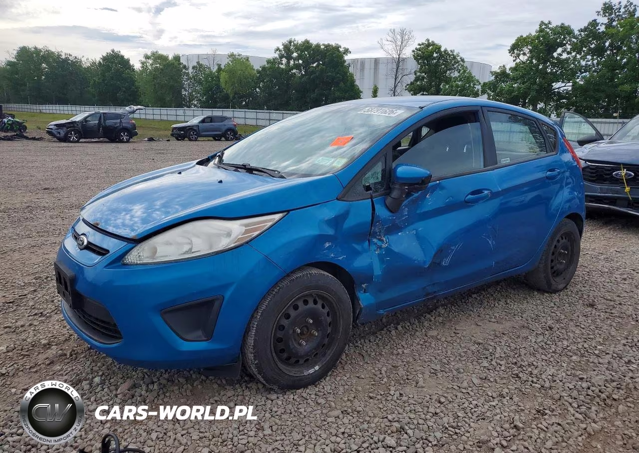2013 Ford Fiesta Se – zdjęcie 1 z 12