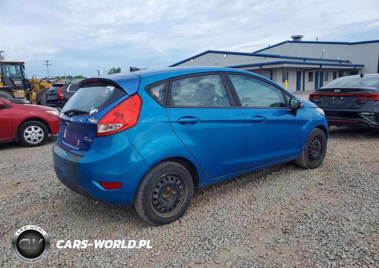 2013 Ford Fiesta Se VIN:3FADP4EJXDM155699 - 3