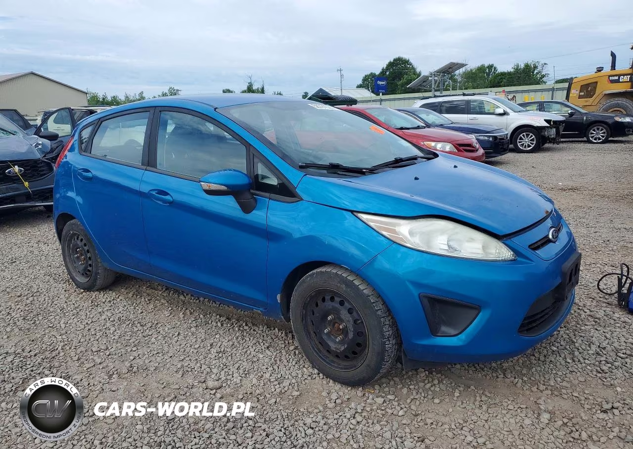 2013 Ford Fiesta Se VIN:3FADP4EJXDM155699 - 4