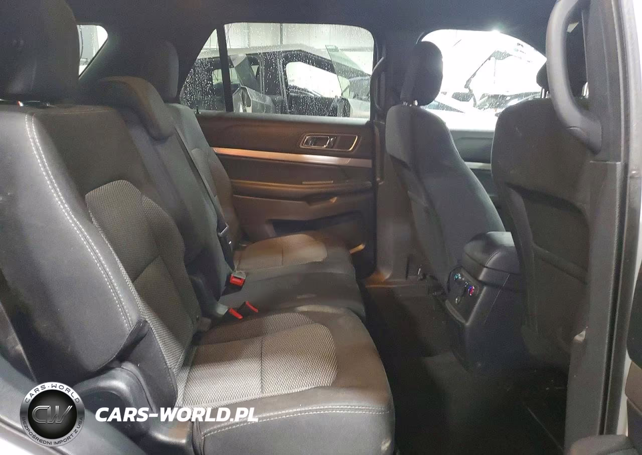 2019 Ford Explorer Xlt VIN:1FM5K8D88KGB48689 - 10