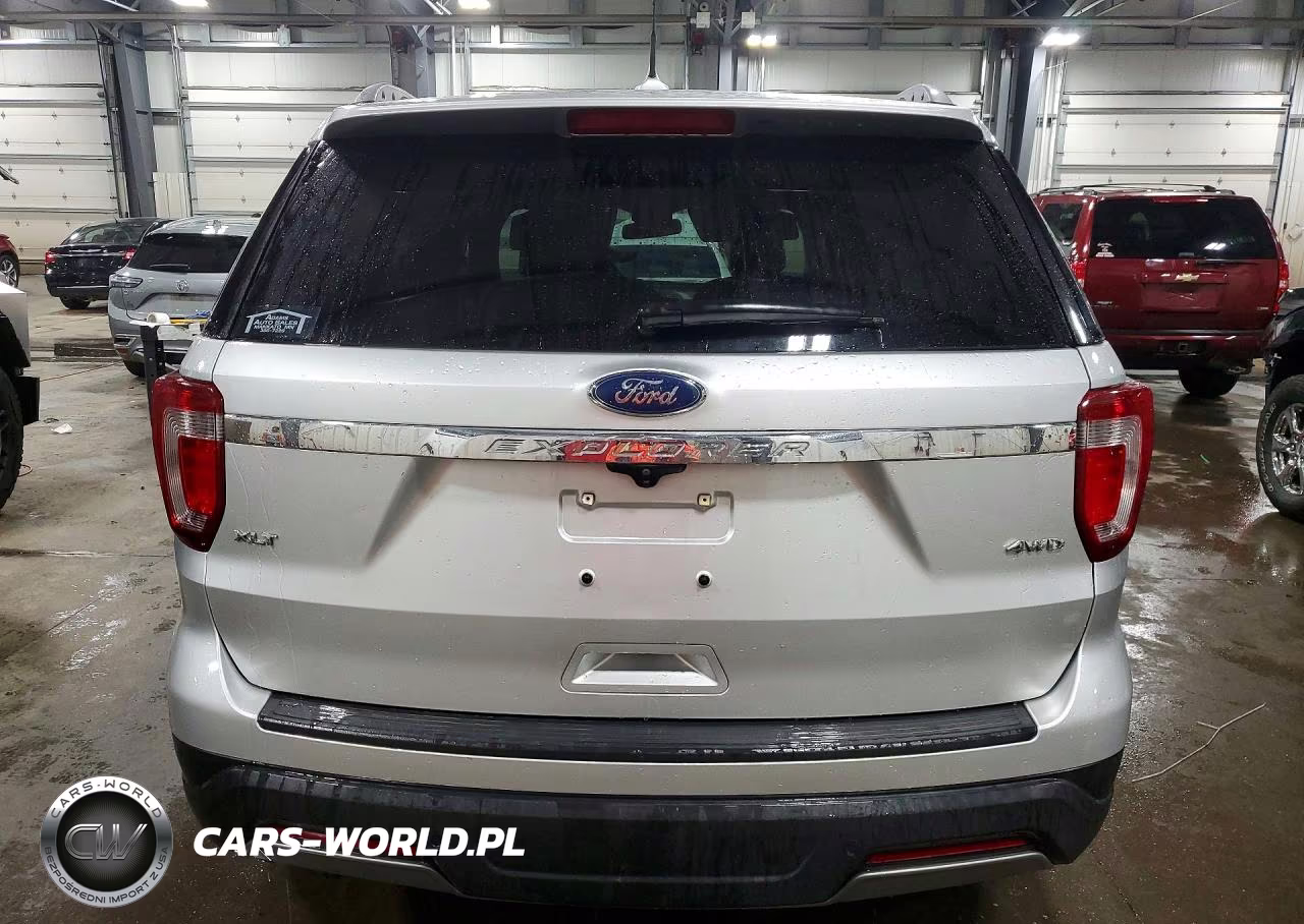 2019 Ford Explorer Xlt VIN:1FM5K8D88KGB48689 - 6