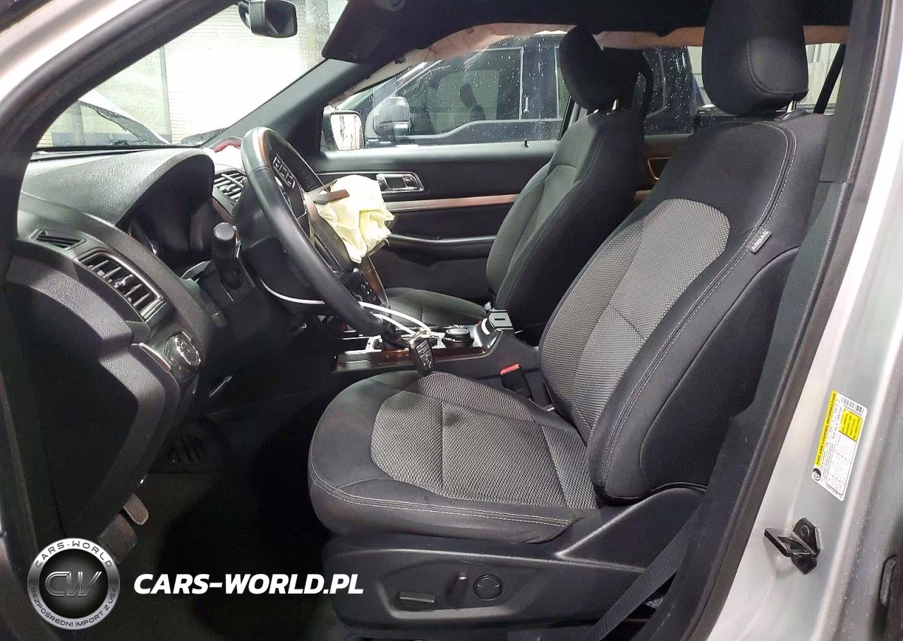 2019 Ford Explorer Xlt VIN:1FM5K8D88KGB48689 - 7