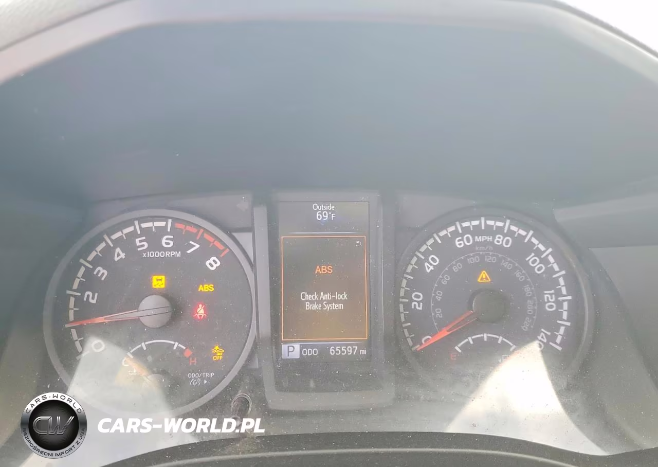 2021 Toyota Tacoma Sr V6 VIN:3TMCZ5AN3MM395806 - 9