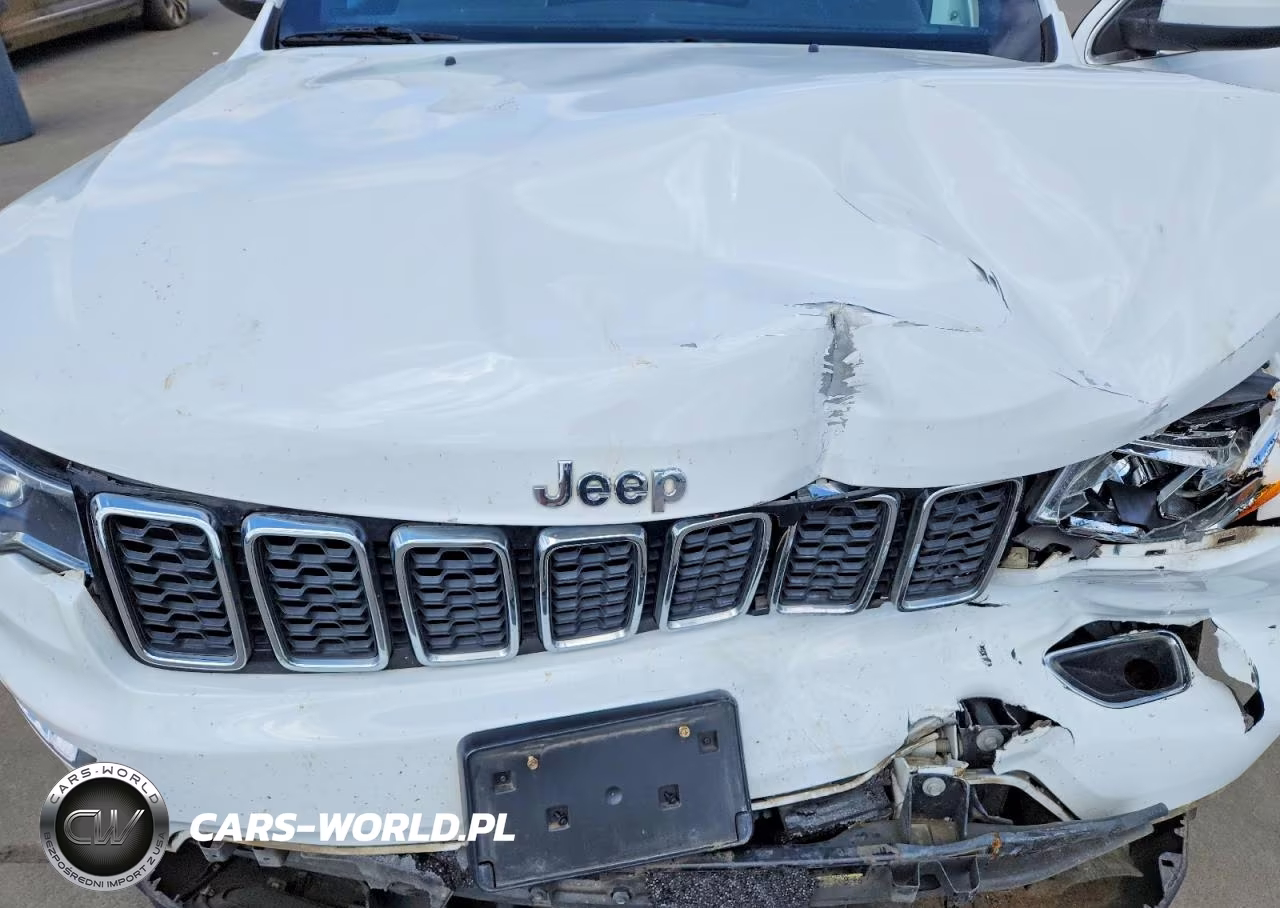 2019 Jeep Grand Cherokee Laredo VIN:1C4RJFAG7KC753402 - 11