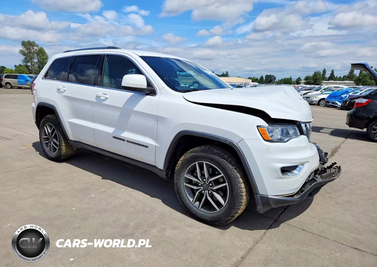 2019 Jeep Grand Cherokee Laredo VIN:1C4RJFAG7KC753402 - 4