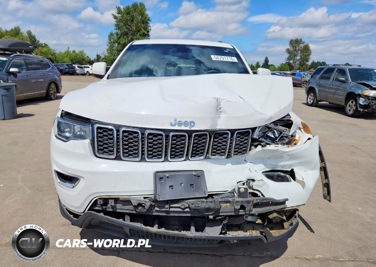 2019 Jeep Grand Cherokee Laredo VIN:1C4RJFAG7KC753402 - 5