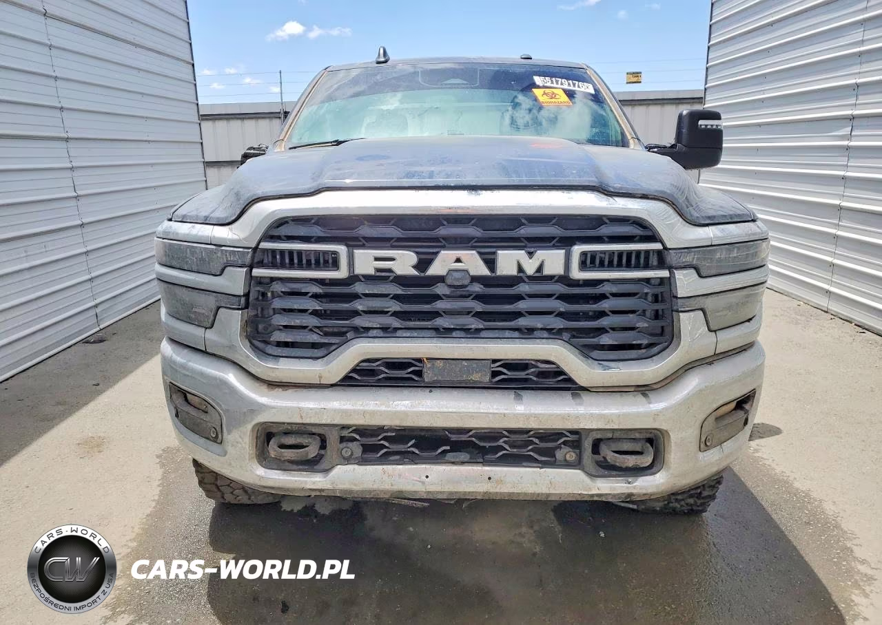 2026 Ram 2500 Big Horn VIN:3C6UR5DJ4TG198810 - 10