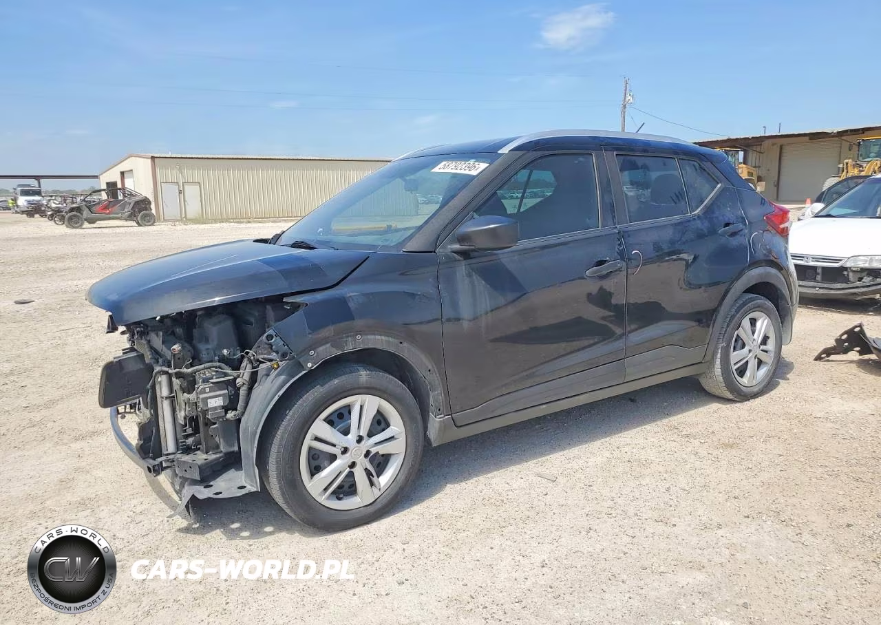 2018 Nissan Kicks S