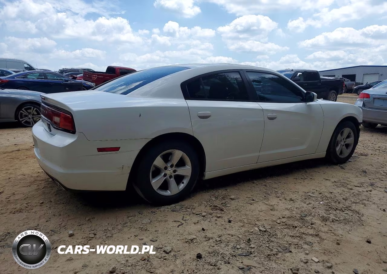 2013 Dodge Charger Se VIN:2C3CDXBG9DH563381 - 3