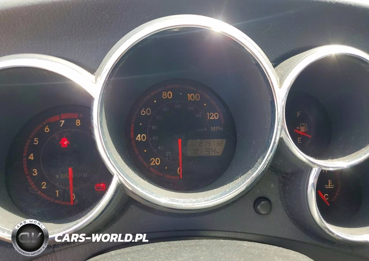 2006 Toyota Matrix Base VIN:2T1LR32E36C557674 - 9