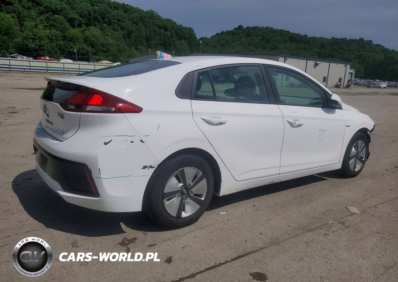 2017 Hyundai Ioniq Blue VIN:KMHC65LC7HU024620 - 3