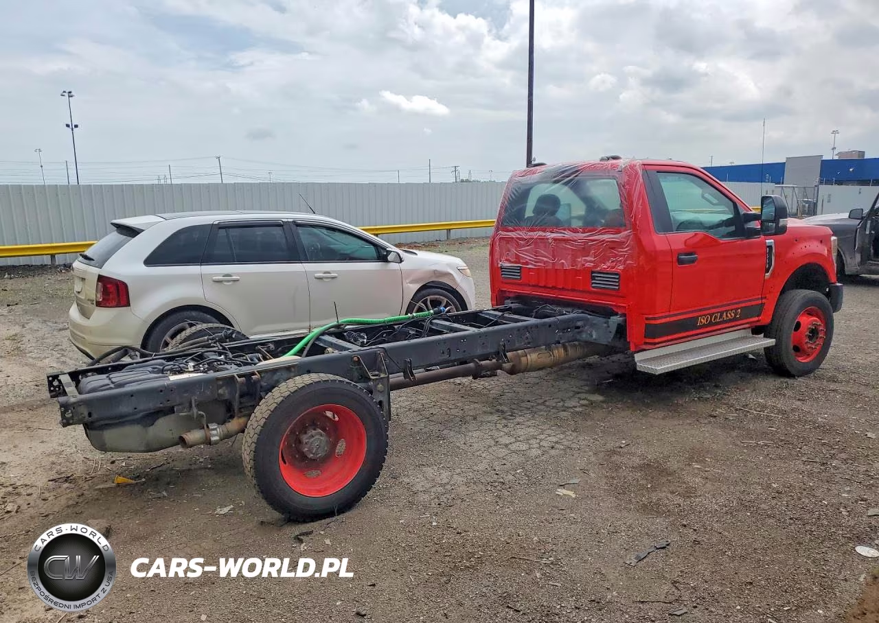 2020 Ford F550 Super Duty VIN:1FDUF5GTXLDA10704 - 3
