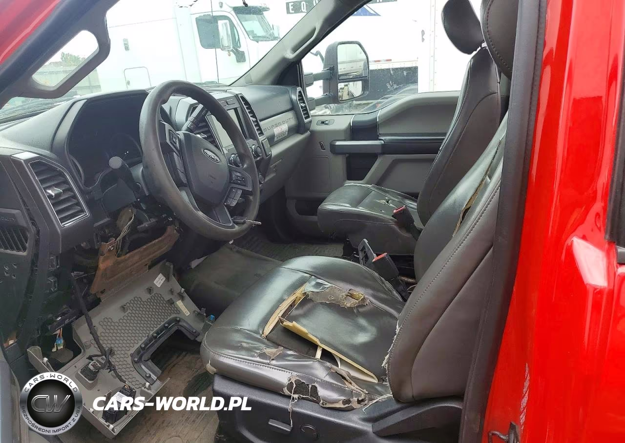 2020 Ford F550 Super Duty VIN:1FDUF5GTXLDA10704 - 7