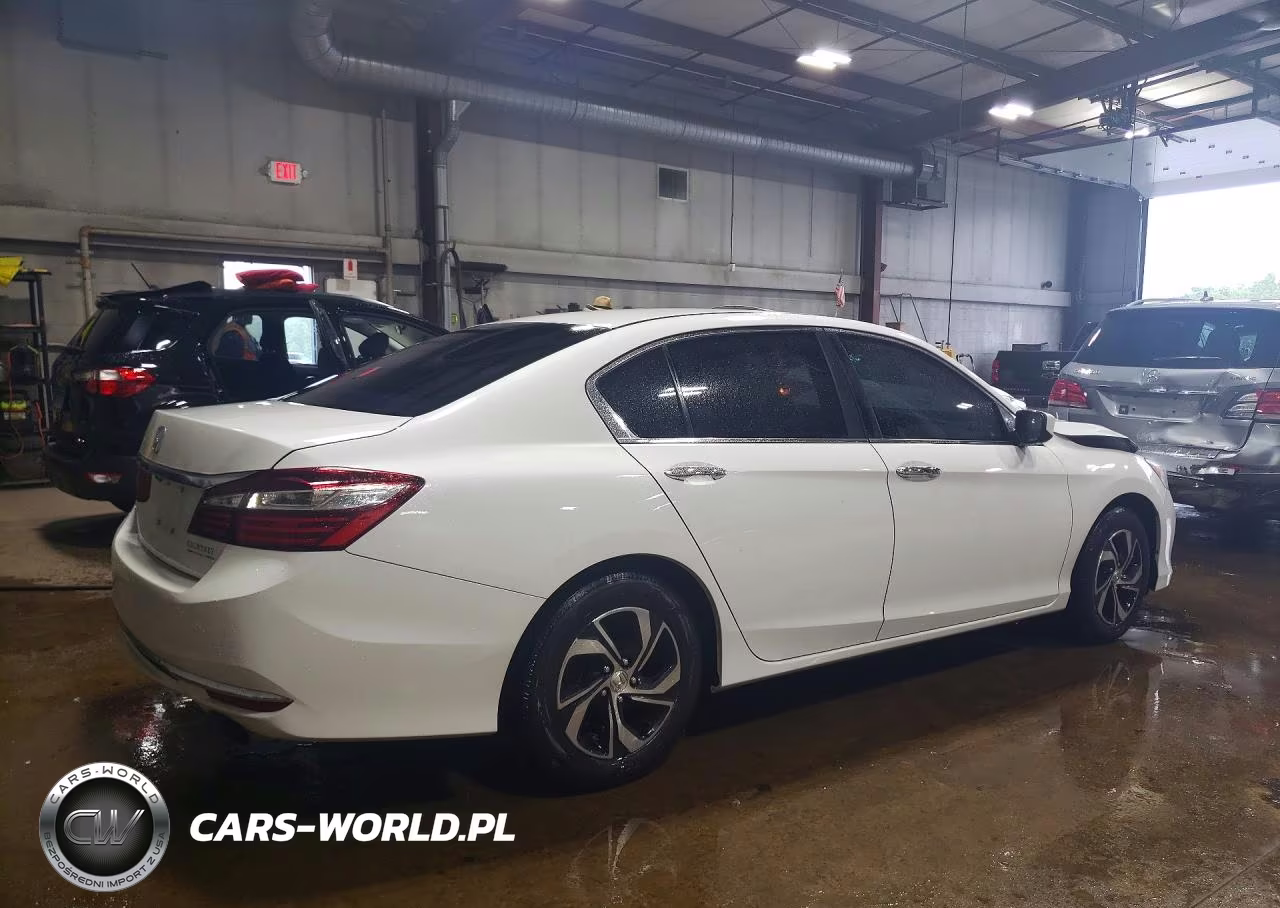 2017 Honda Accord Lx VIN:1HGCR2F39HA052122 - 3