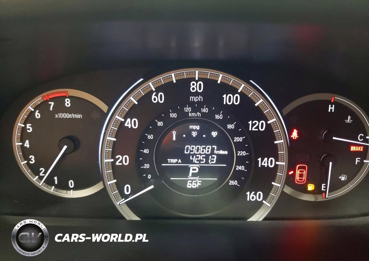 2017 Honda Accord Lx VIN:1HGCR2F39HA052122 - 9