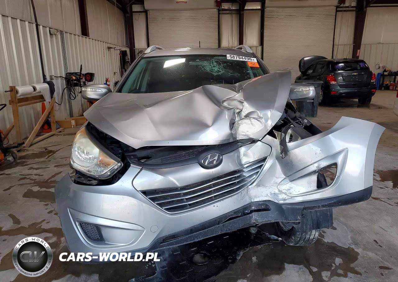 2012 Hyundai Tucson Gls VIN:KM8JUCAC8CU394536 - 5