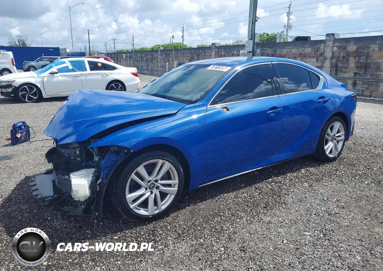 2024 Lexus Is 300 Base – zdjęcie 1 z 13