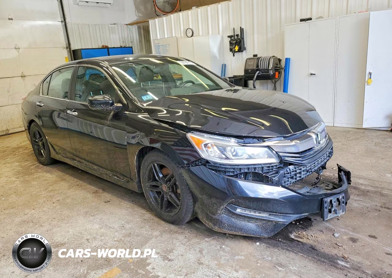 2016 Honda Accord Sport VIN:1HGCR2F53GA015163 - 4