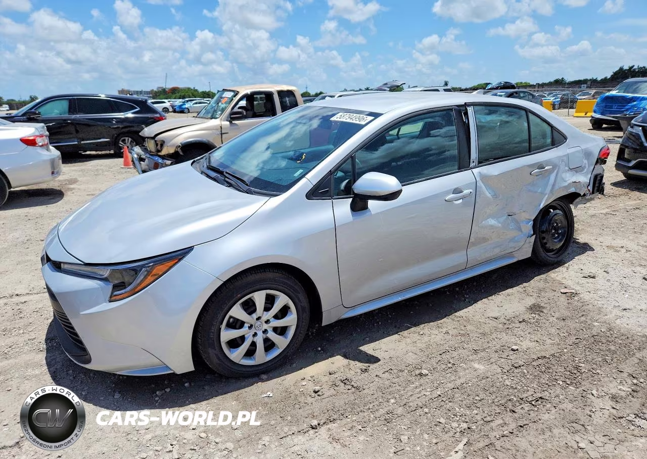 2026 Toyota Corolla Le – zdjęcie 1 z 12