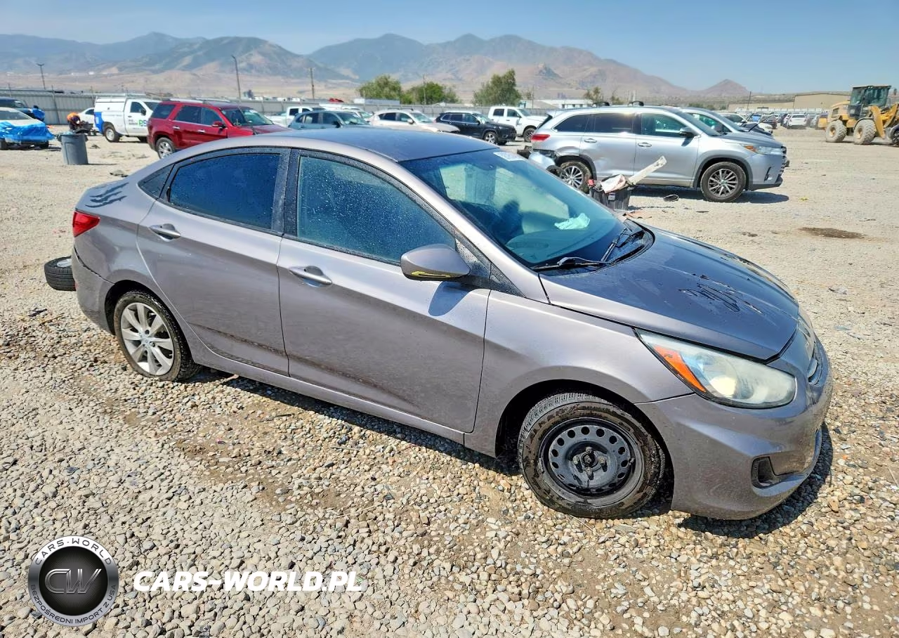 2017 Hyundai Accent Se VIN:KMHCT4AE7HU358461 - 4