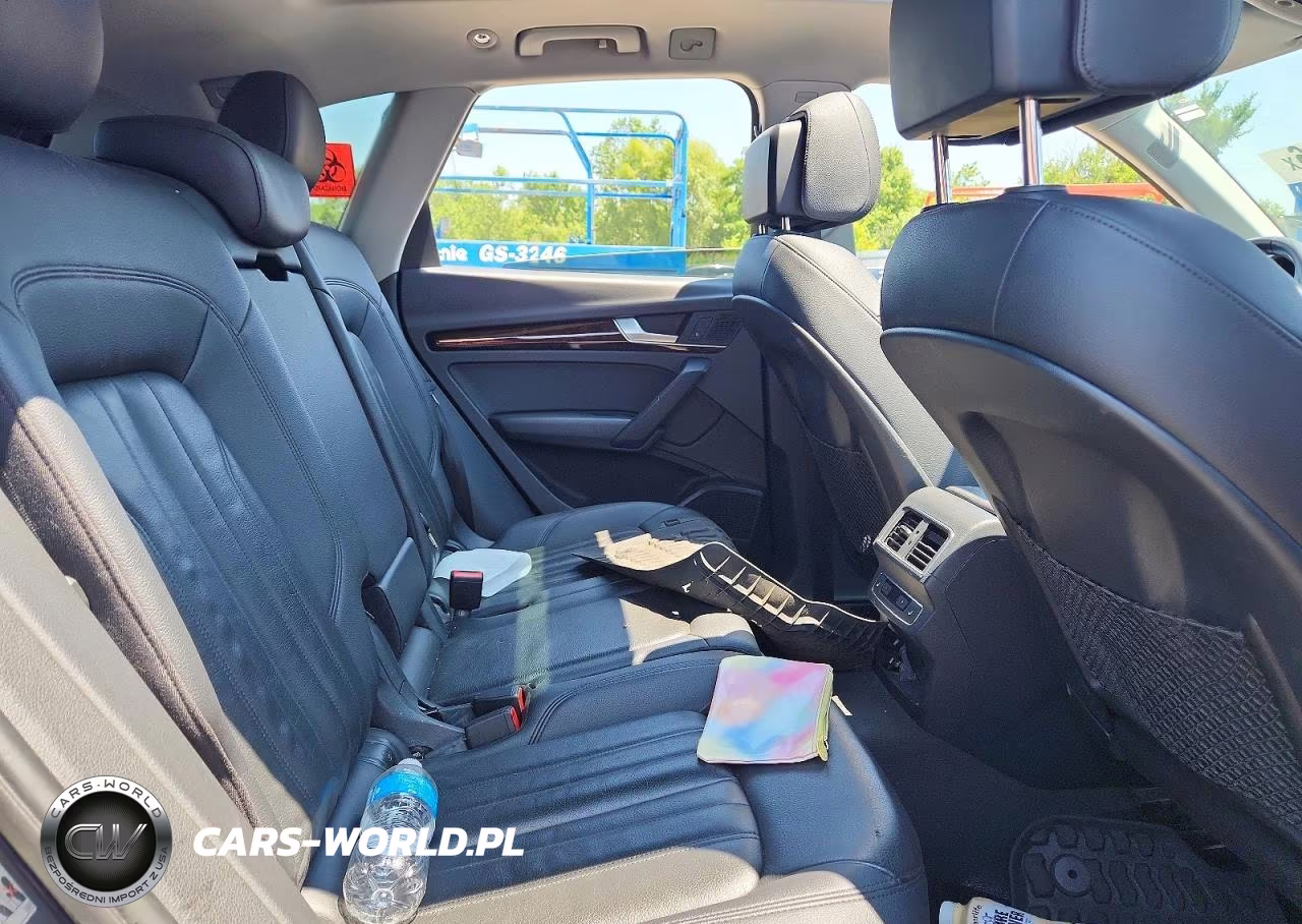 2018 Audi Q5 Premium Plus VIN:WA1BNAFY4J2141120 - 11