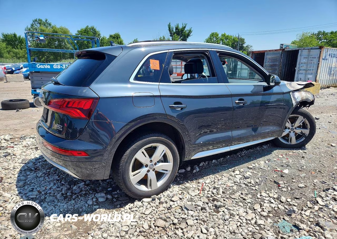 2018 Audi Q5 Premium Plus VIN:WA1BNAFY4J2141120 - 3